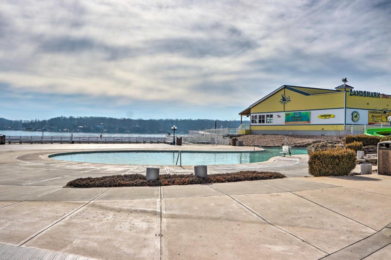 Hot Tub And Fire Pit Margaritaville Home! Osage Beach Exteriör bild