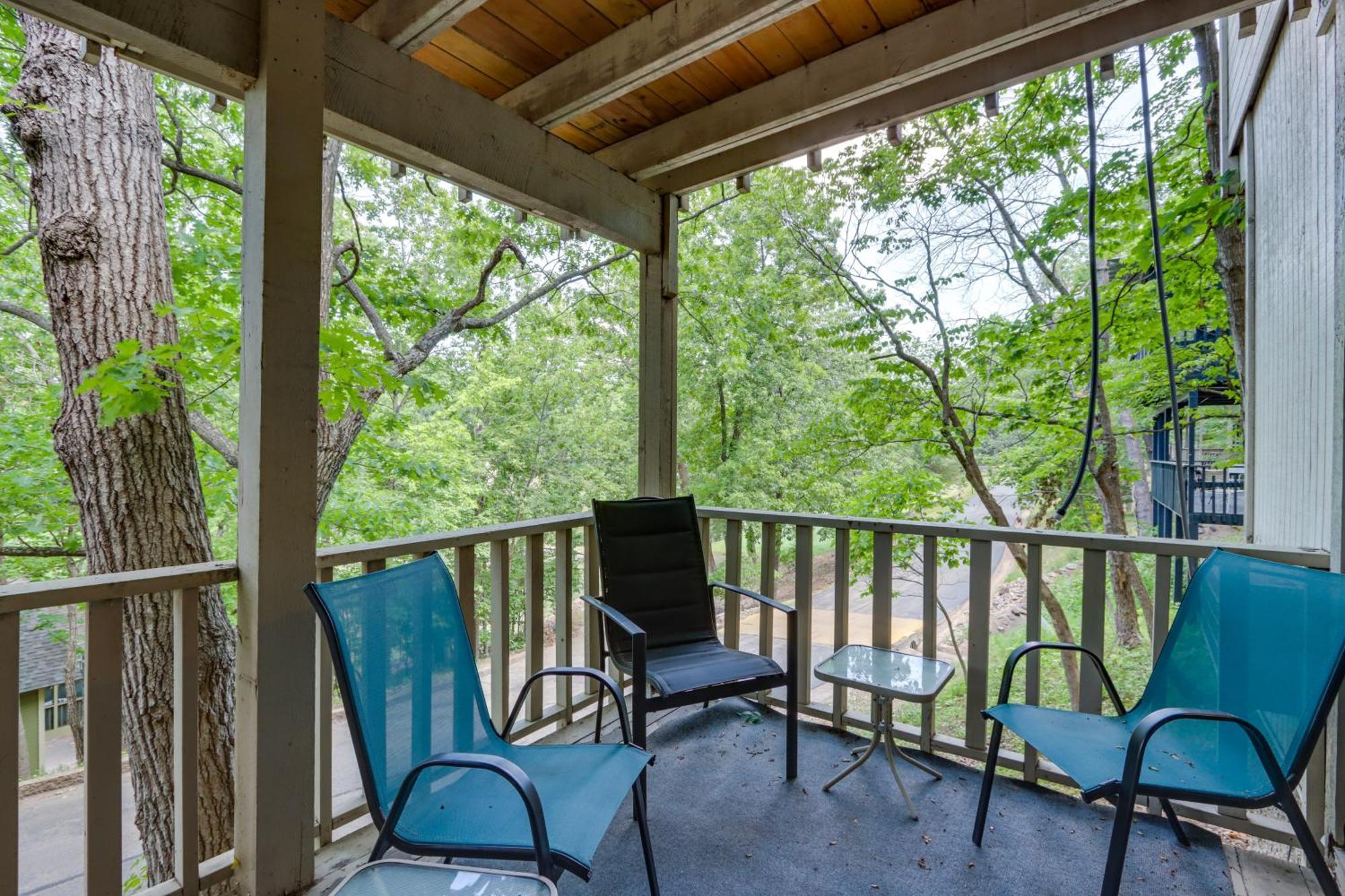 Hot Tub And Fire Pit Margaritaville Home! Osage Beach Exteriör bild